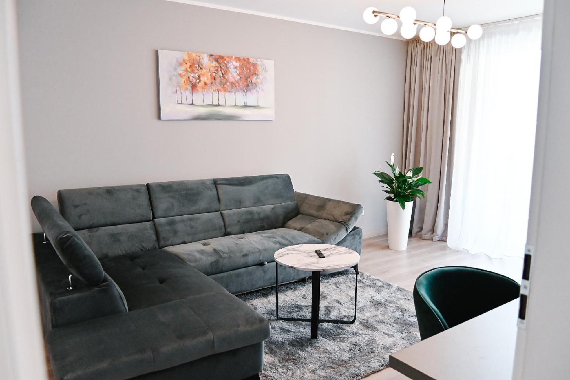 Urban Plaza - Aparthotel Braşov Esterno foto