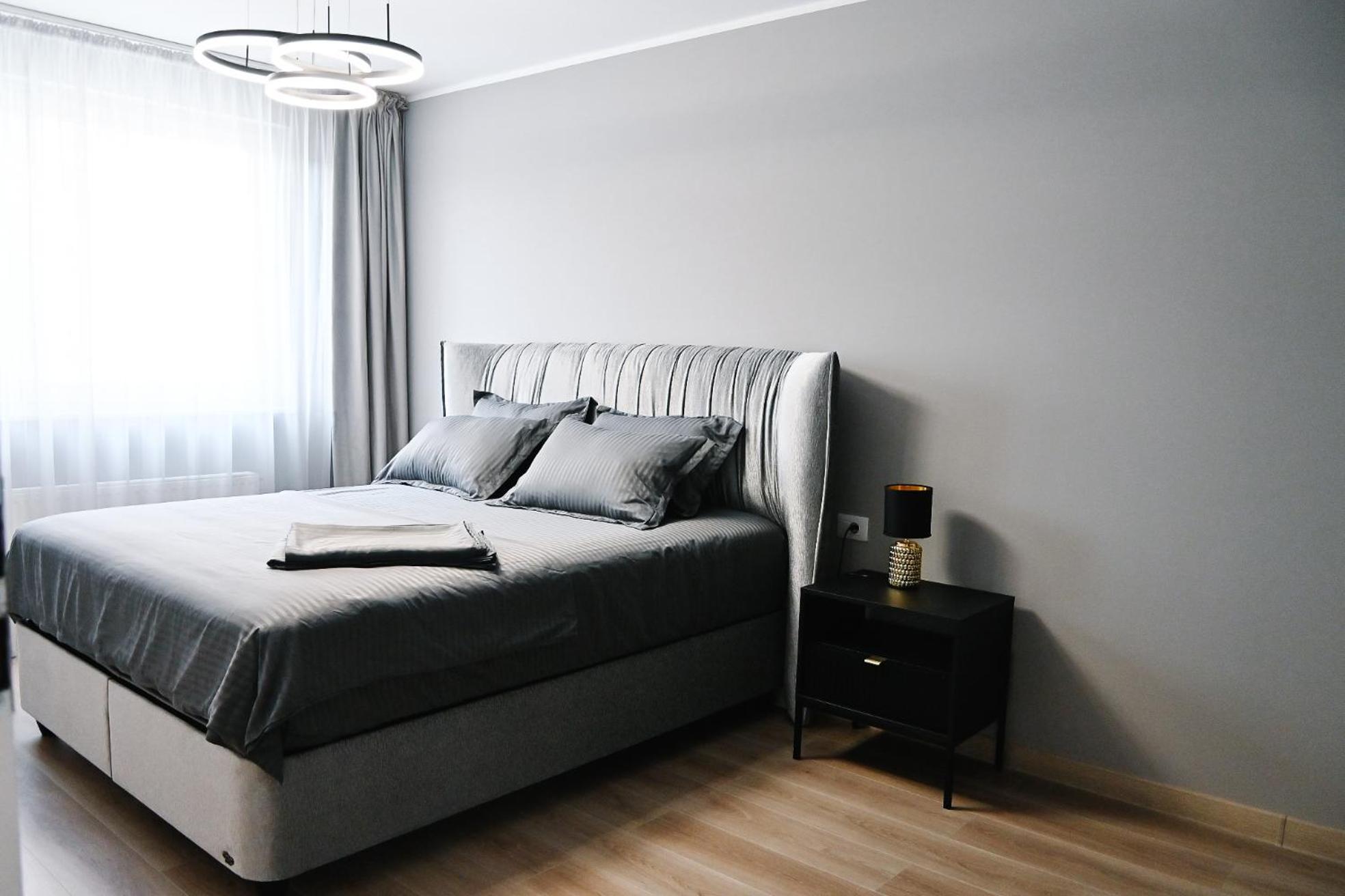Urban Plaza - Aparthotel Braşov Esterno foto